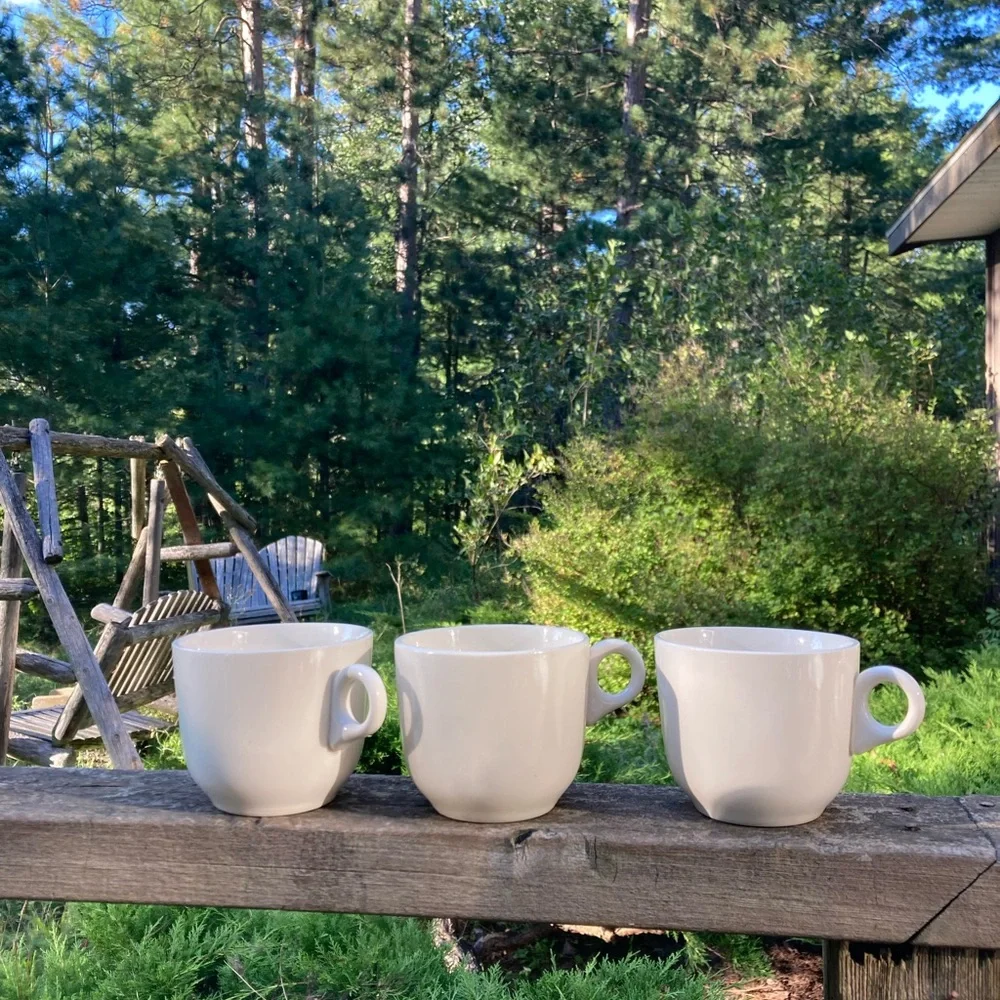 MCM Cups Vintage Mugs USA Set of 4 Retro Coffee Cappuccino Espresso White